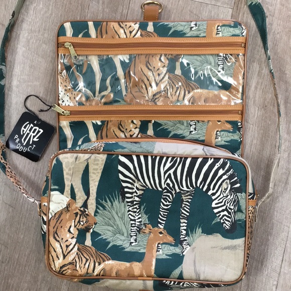 Herz 90’s vintage Safari travel crossbody purse bag - Picture 6 of 16